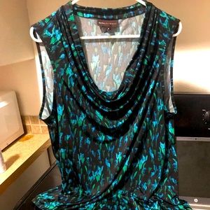 Dana Buchman  scoop neck sleeveless top. Green and blue design